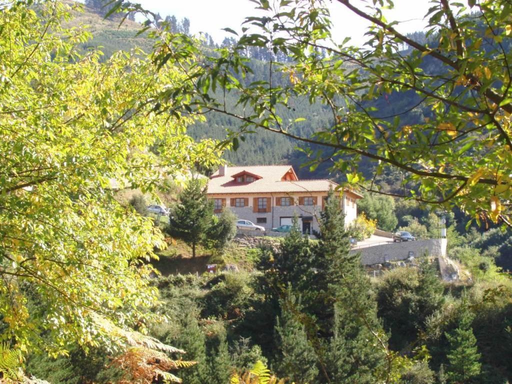 Agroturismo Ordaola Alonsotegi Eksteriør billede